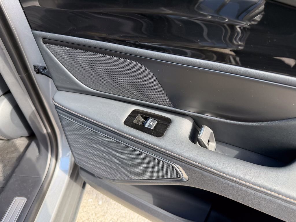 Used 2024 Lincoln Nautilus Reserve w/ Jet Appearance Package (87T) image 21