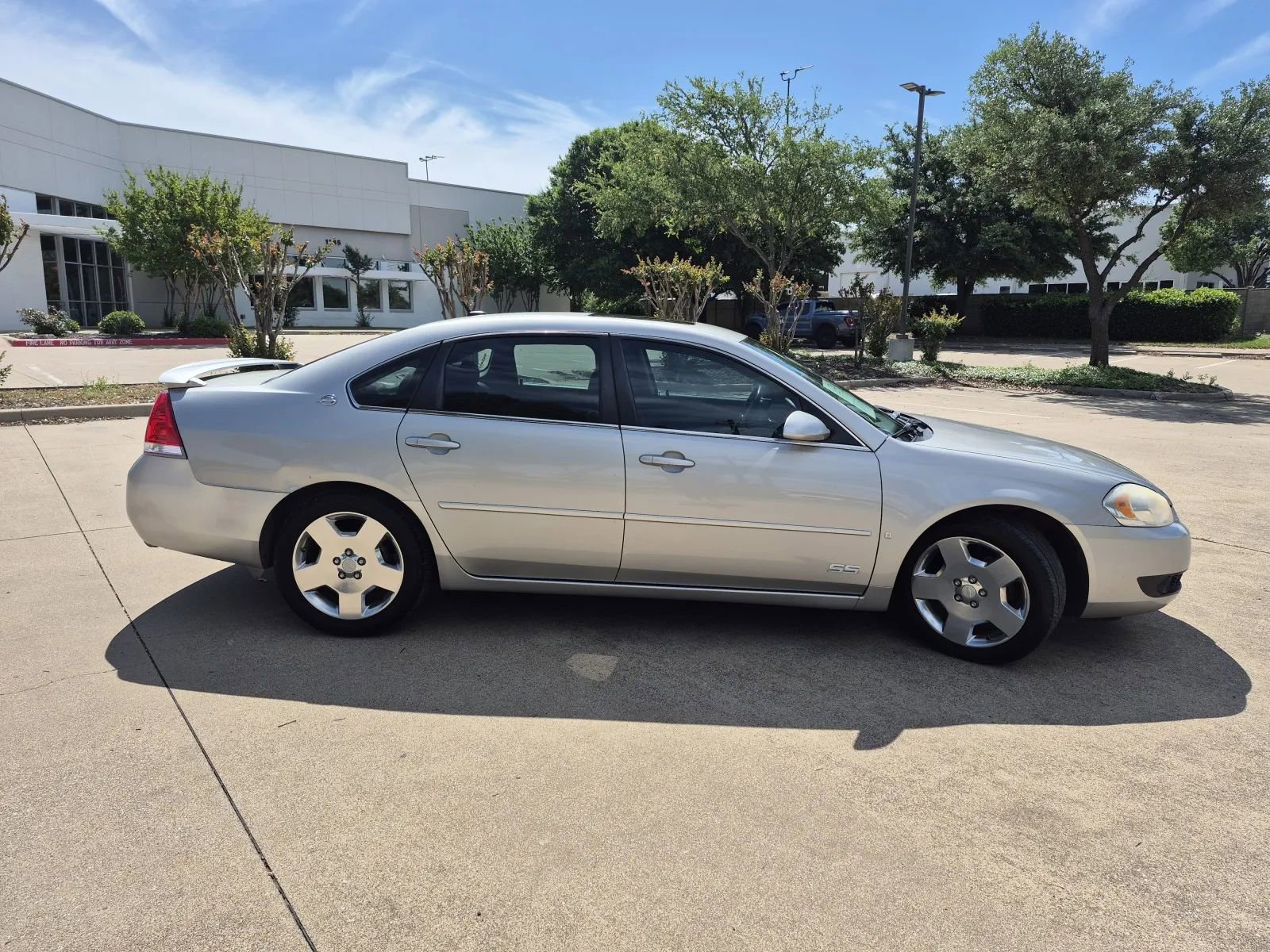 Used 2007 Chevrolet Impala SS w/ Convenience Package FWD image 5