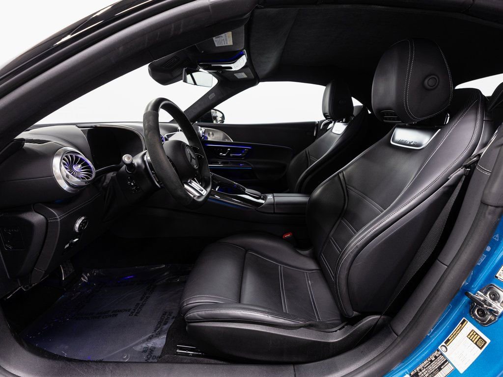 Certified 2023 Mercedes-Benz SL 63 AMG 4MATIC w/ Driver Assistance Package image 9