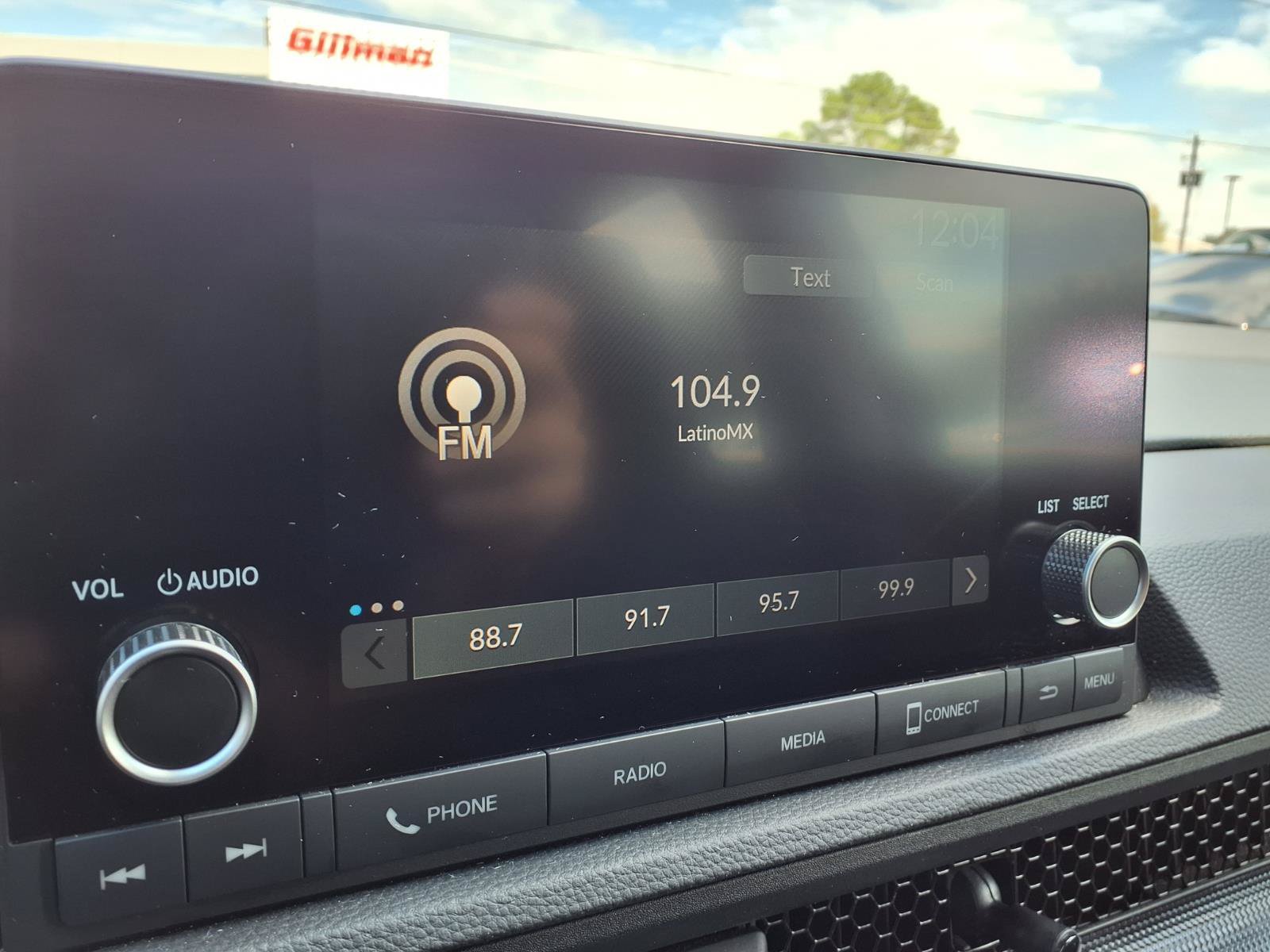Used 2025 Honda CR-V LX image 6