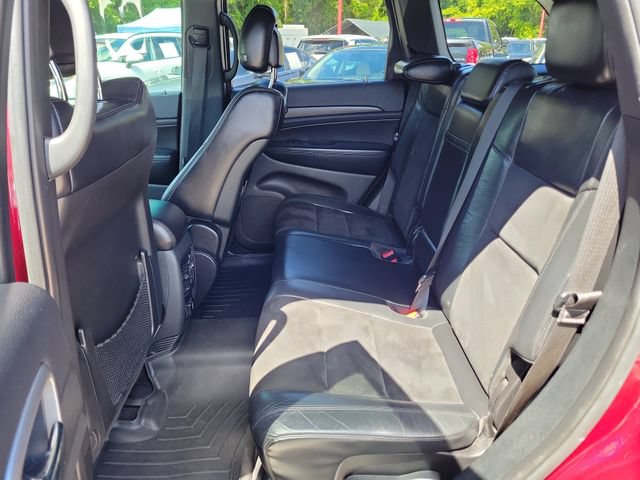 Used 2017 Jeep Grand Cherokee Altitude AWD/4WD image 13