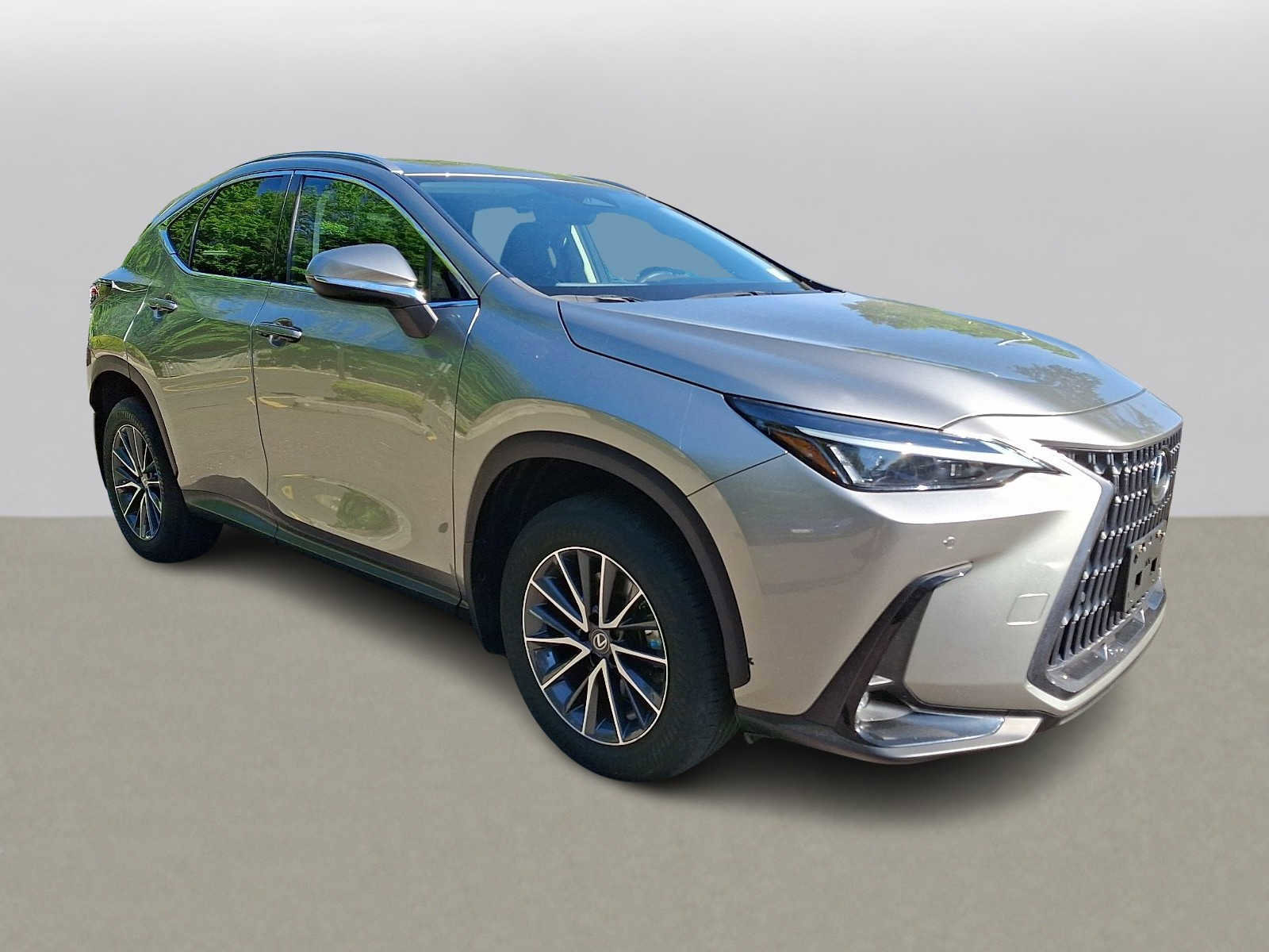 Used 2023 Lexus NX 350 AWD image 3