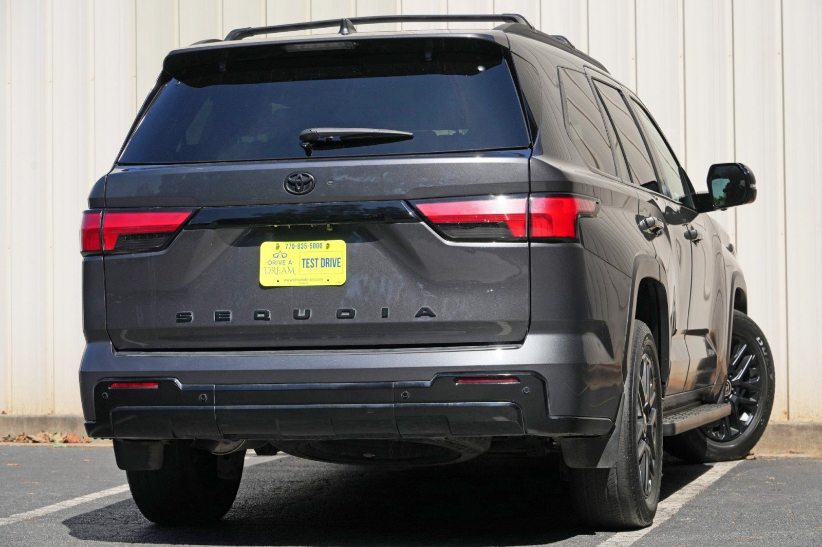 Used 2024 Toyota Sequoia Limited AWD/4WD image 5
