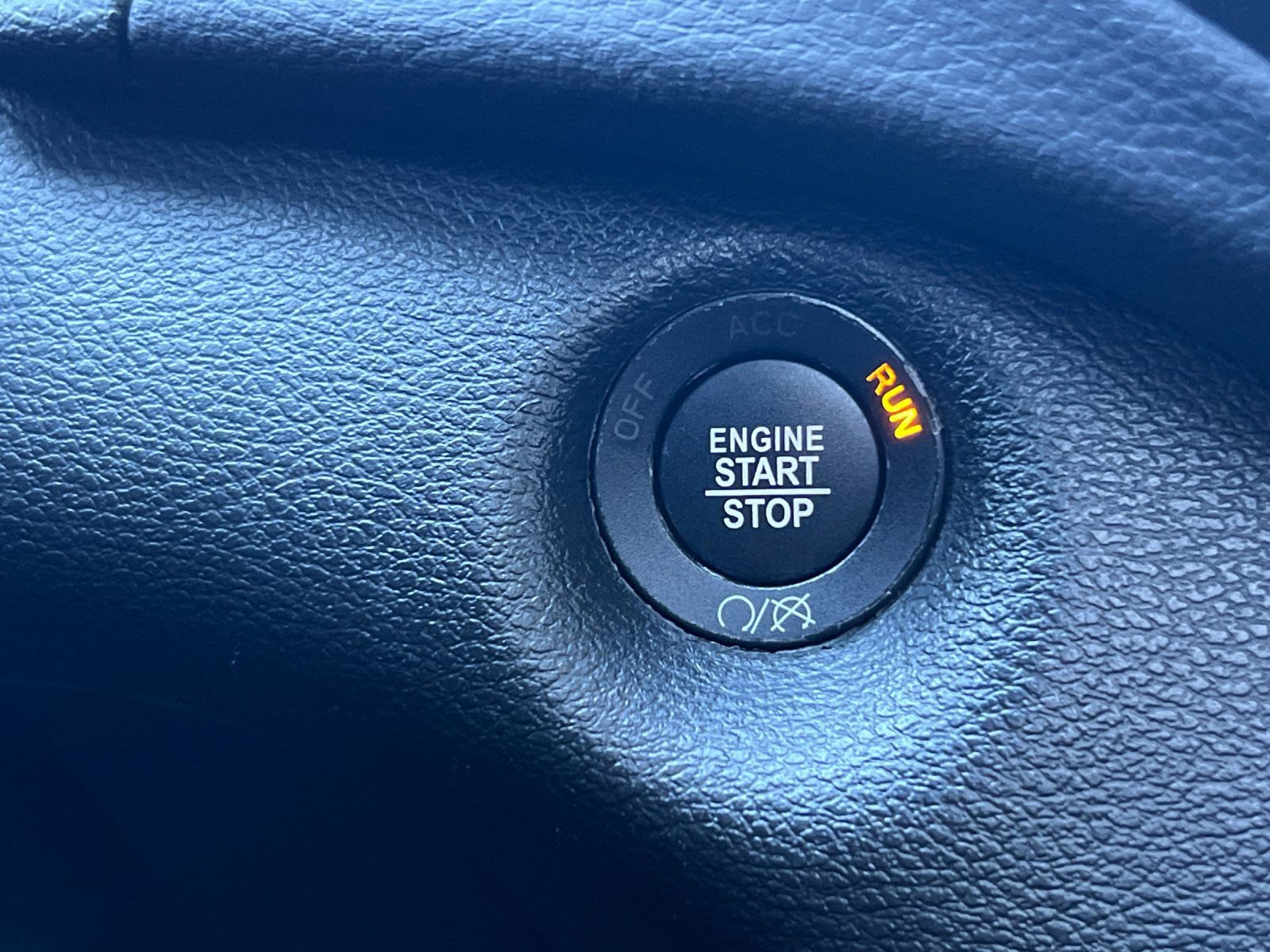 Used 2022 Jeep Cherokee Latitude Lux w/ Sun & Sound Group image 22