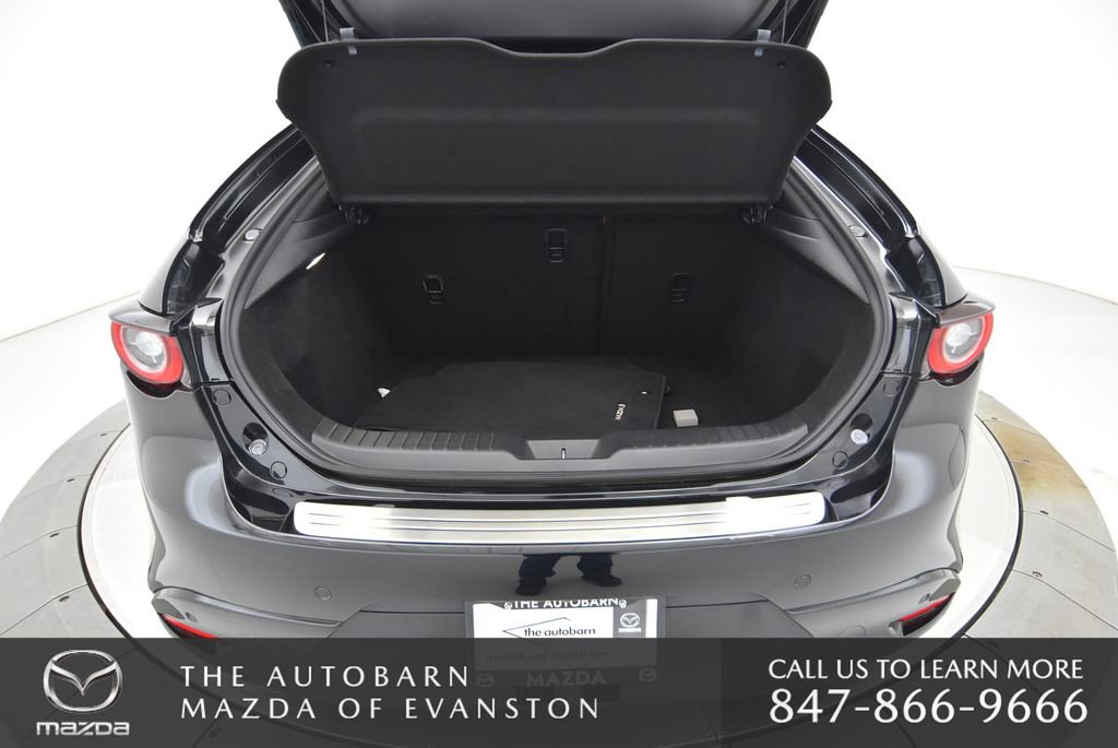 Certified 2025 MAZDA MAZDA3 Hatchback w/Premium Plus Pkg image 34