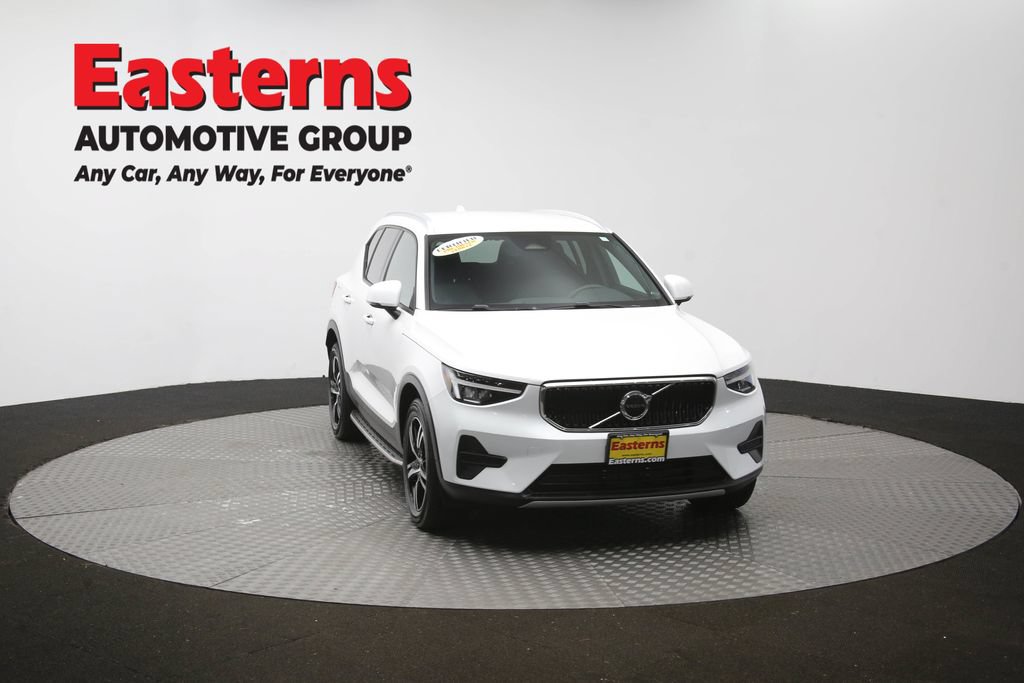 Used 2023 Volvo XC40 B5 Core AWD/4WD image 52
