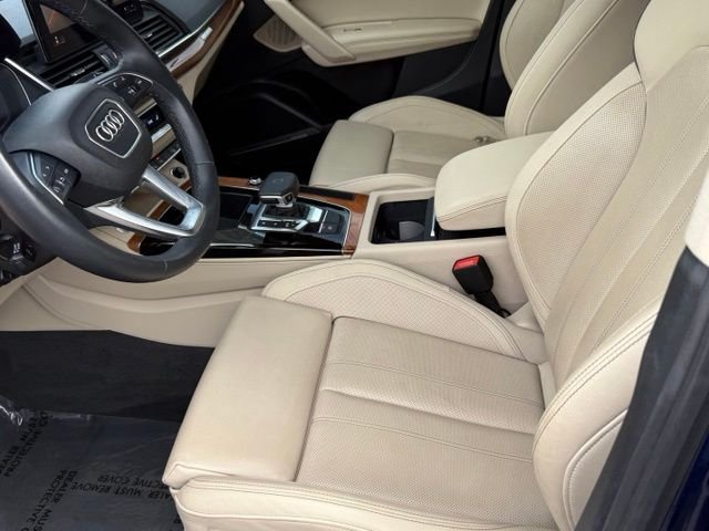 Used 2021 Audi Q5 Prestige w/ Prestige Package AWD/4WD image 10