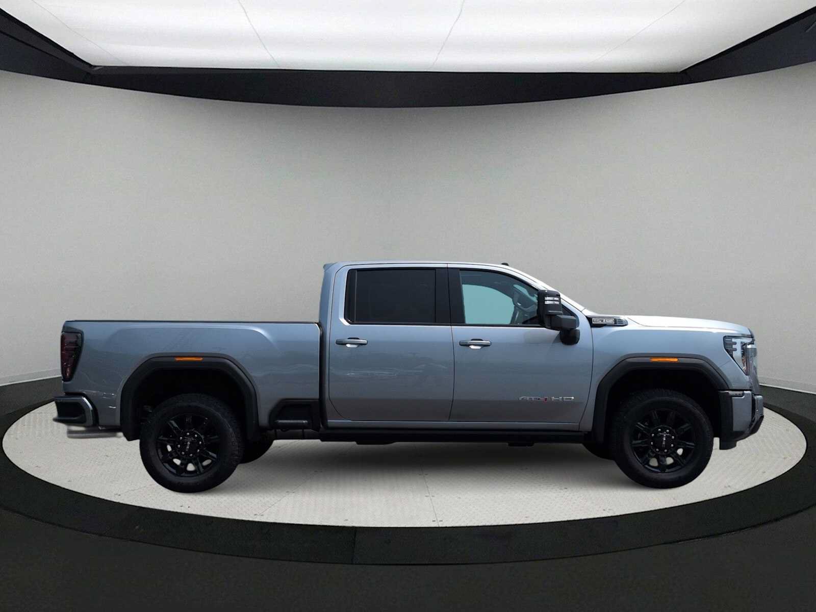 Used 2026 GMC Sierra 2500 AT4 w/ AT4 Premium Plus Package AWD/4WD image 9