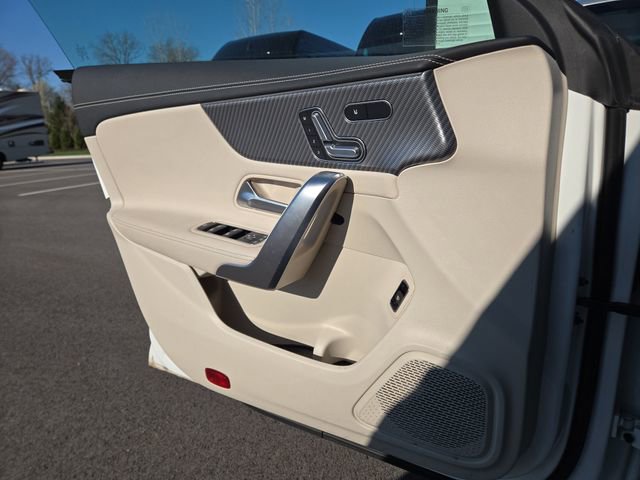 Certified 2025 Mercedes-Benz CLA 250 4MATIC image 19