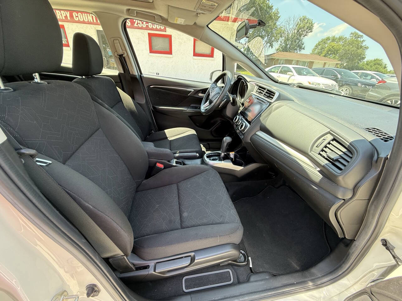 Used 2017 Honda Fit EX image 24