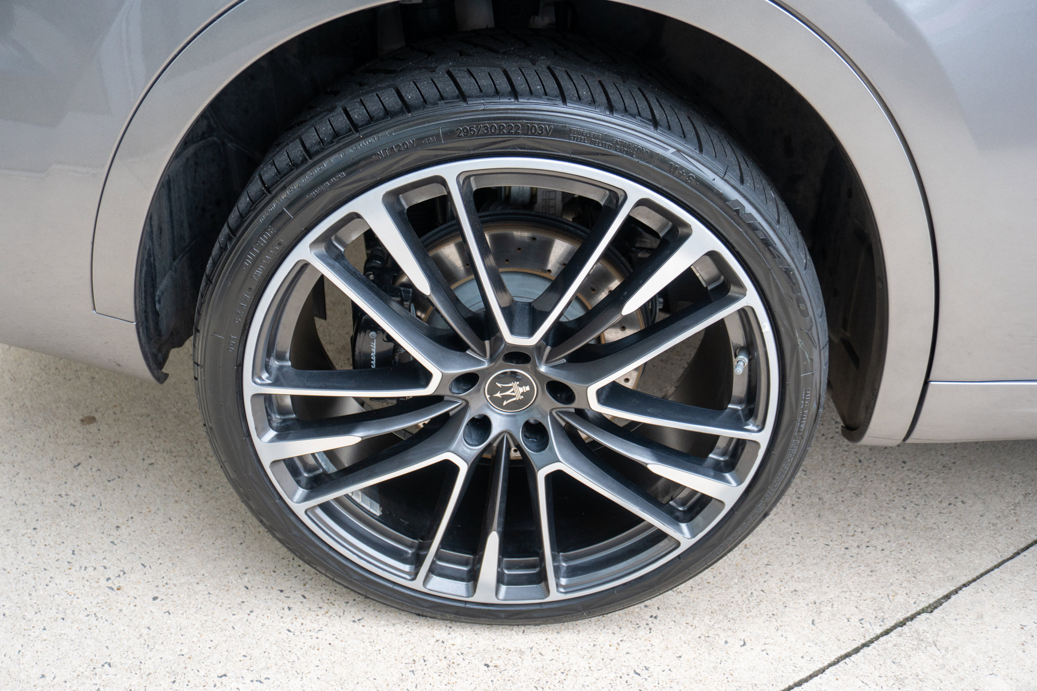 Used 2022 Maserati Levante Modena S image 42