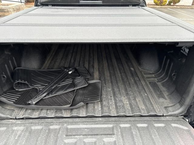 Used 2022 Chevrolet Colorado Z71 image 12