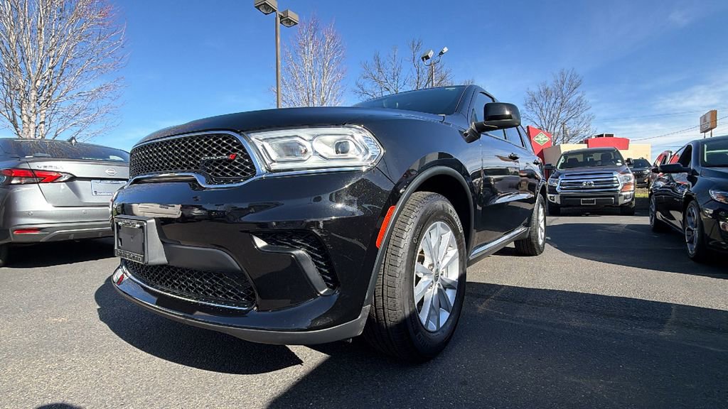 Used 2023 Dodge Durango SXT image 9