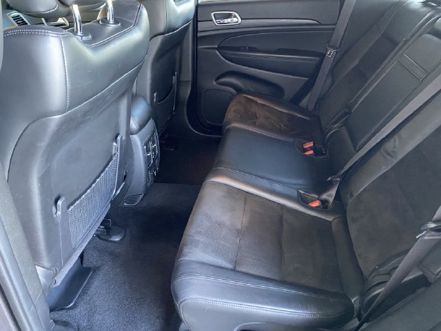 Used 2021 Jeep Grand Cherokee Laredo X RWD image 15
