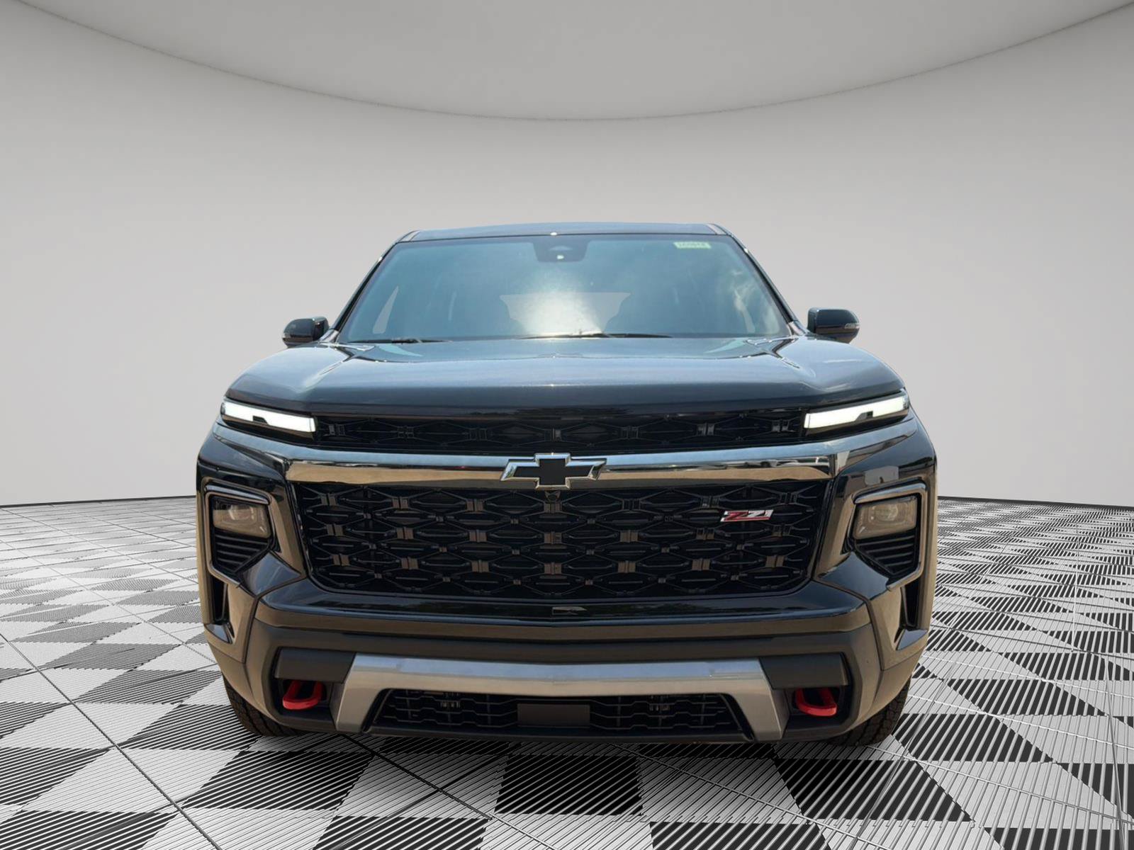 New 2026 Chevrolet Traverse Z71 w/ LPO, Floor Liner Package AWD/4WD image 8