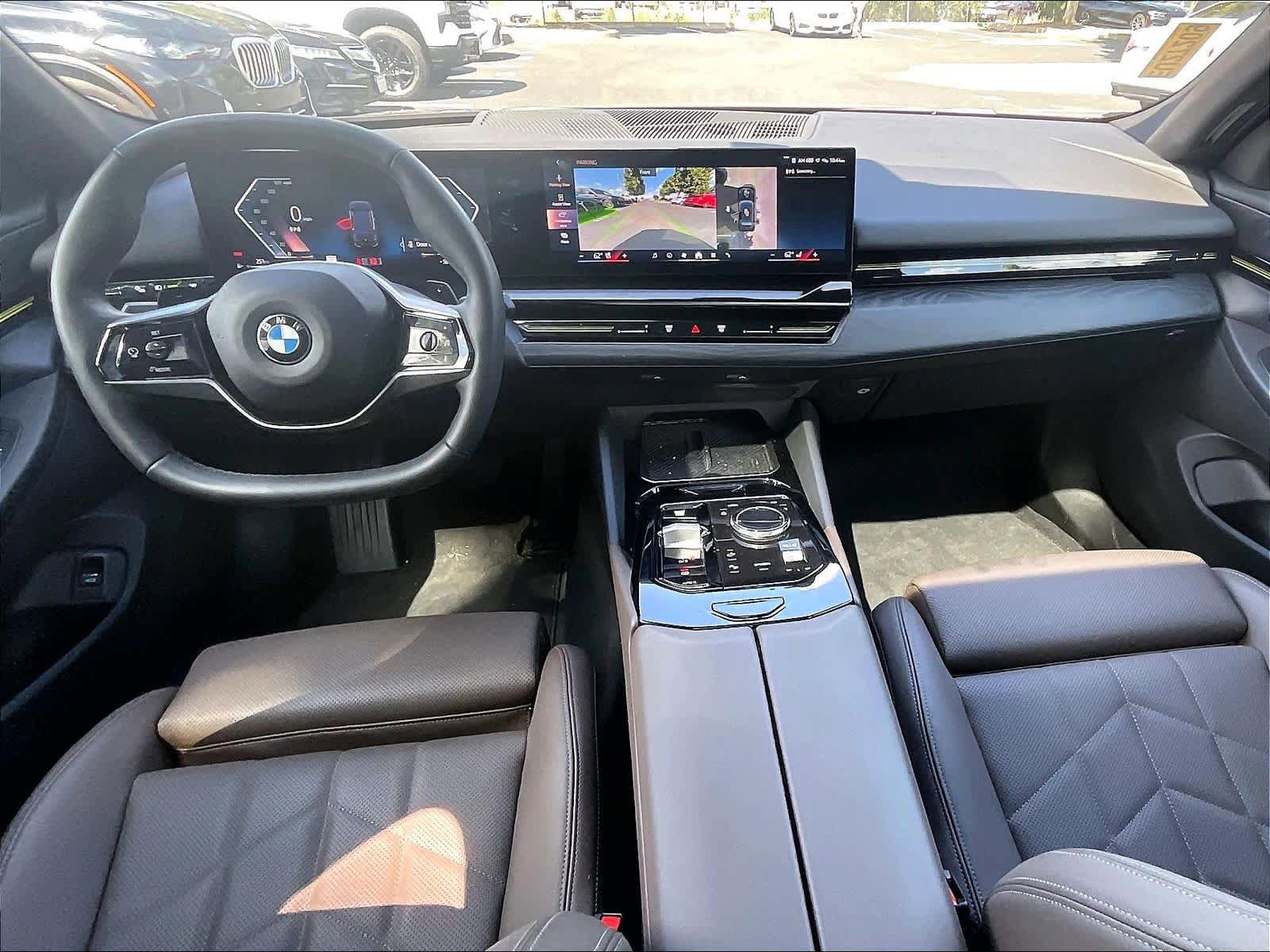 Used 2024 BMW 530i w/ Premium Package RWD image 16
