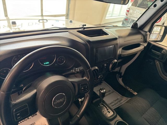 Used 2012 Jeep Wrangler Unlimited Sport AWD/4WD image 10