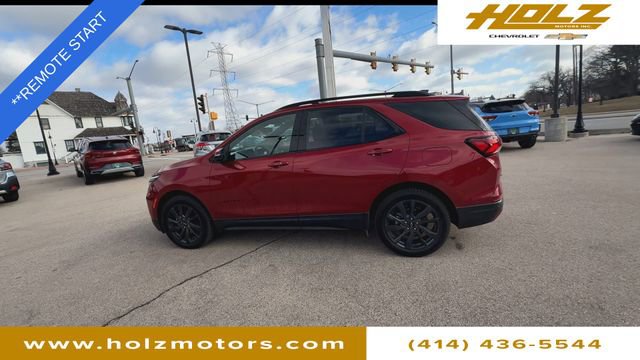 Certified 2022 Chevrolet Equinox RS w/ Infotainment Package image 7