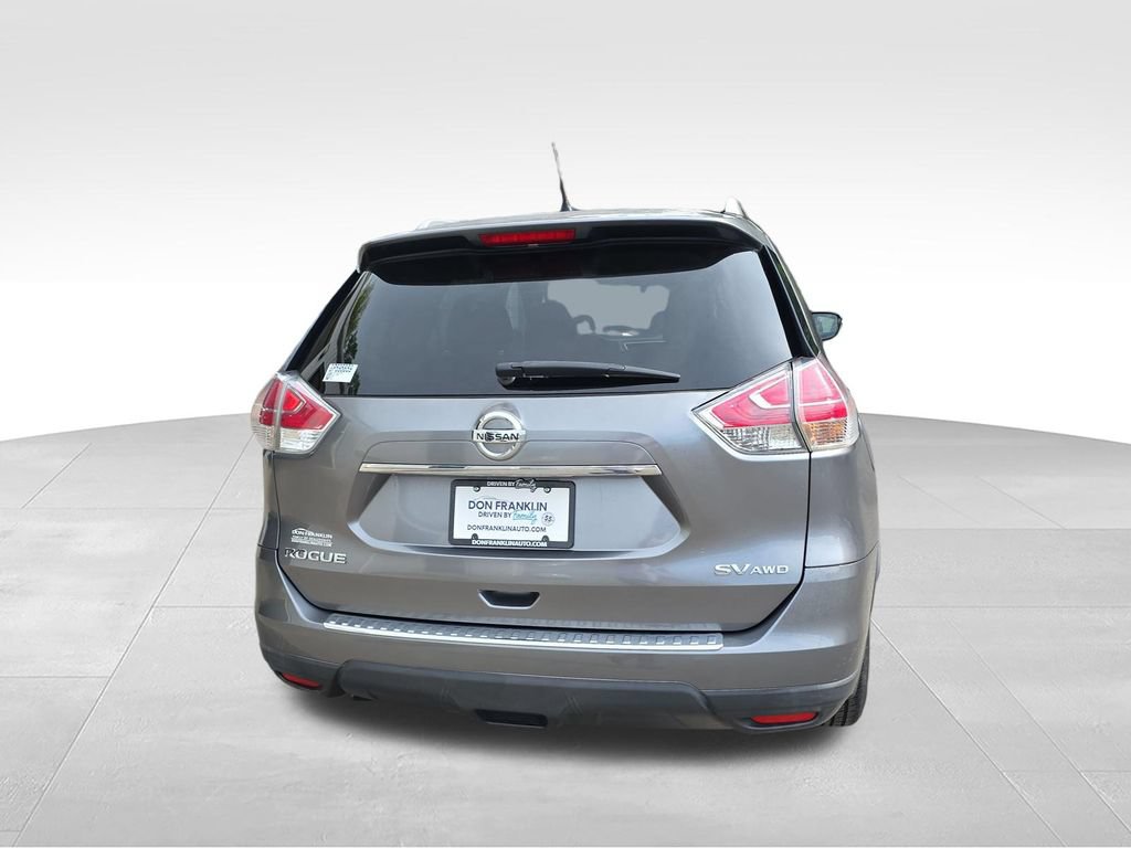 Used 2016 Nissan Rogue SV AWD/4WD image 4