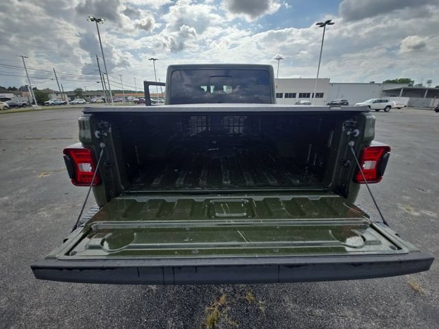 Used 2022 Jeep Gladiator Rubicon w/ LED Lighting Group AWD/4WD image 23