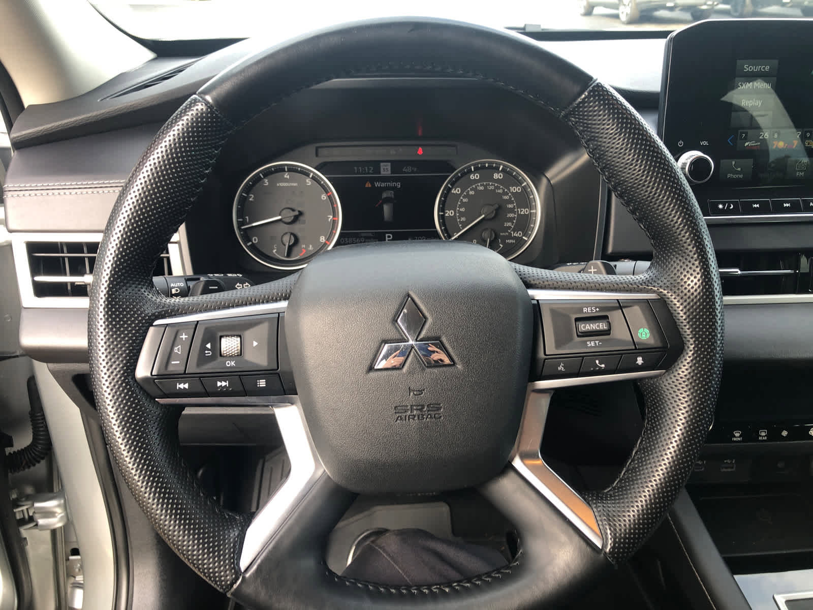 Used 2024 Mitsubishi Outlander SE image 9