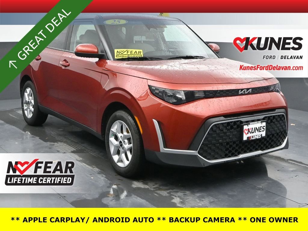 Used 2025 Kia Soul LX w/ LX Technology Package image 1
