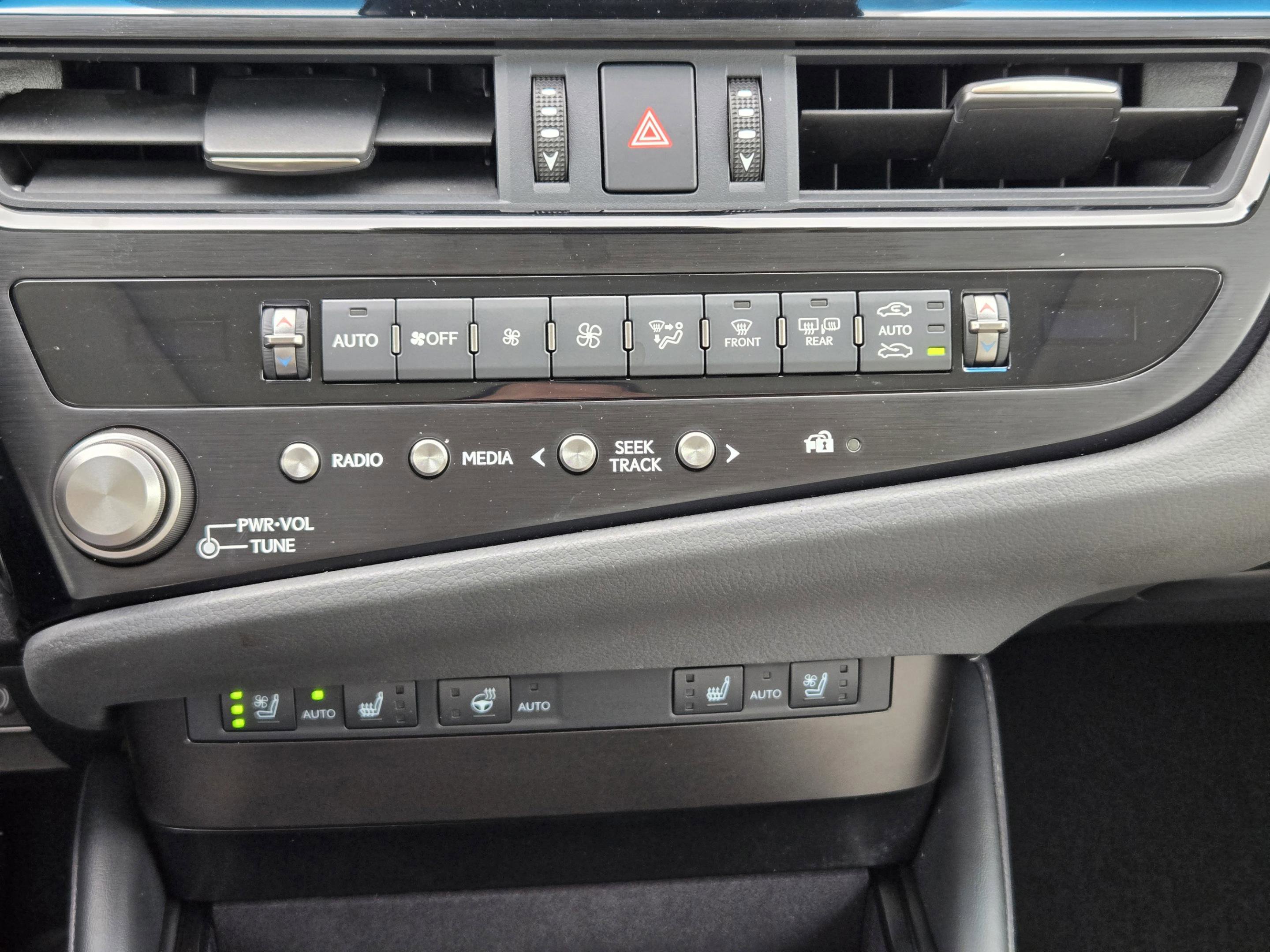Certified 2025 Lexus ES 350 w/ Premium Package FWD image 15