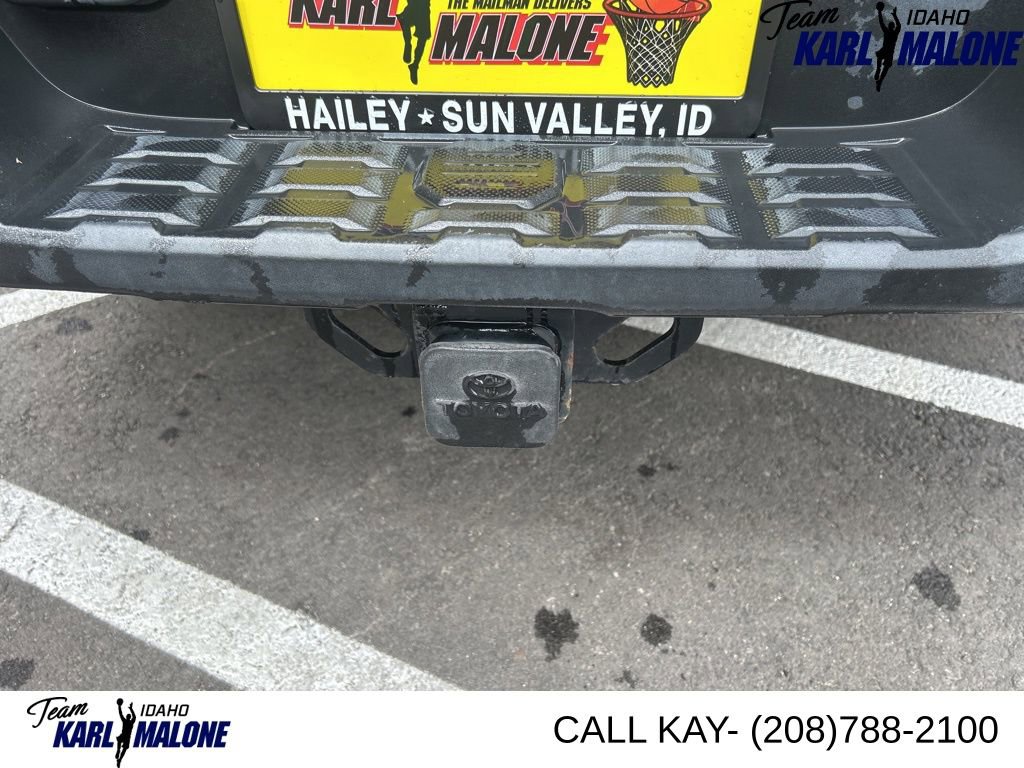 Used 2020 Toyota Tacoma TRD Off-Road AWD/4WD image 12