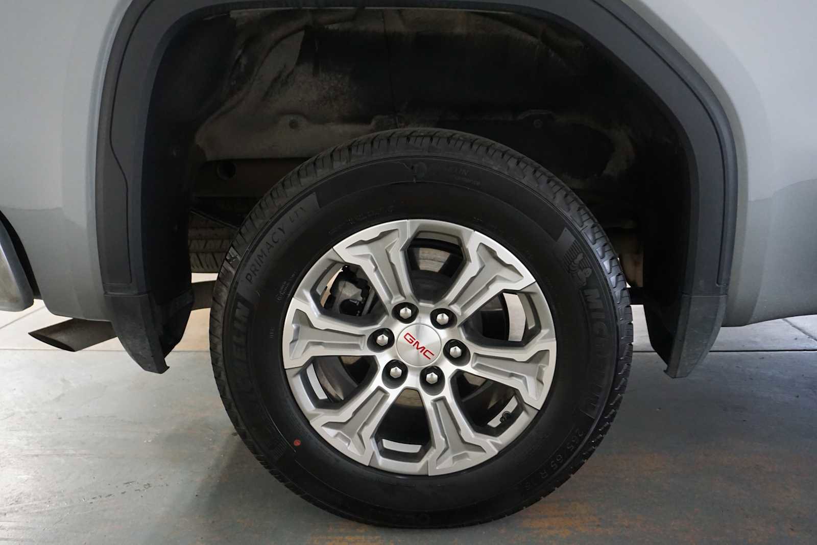 Certified 2025 GMC Sierra 1500 SLT image 12