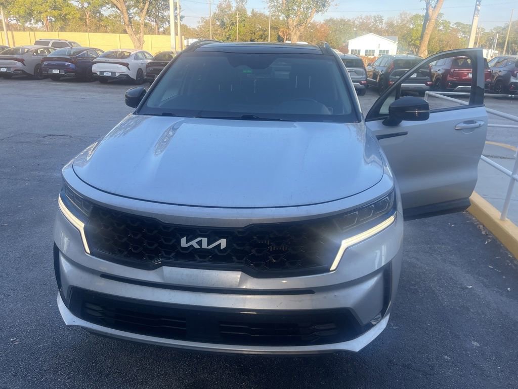 Used 2022 Kia Sorento SX image 15
