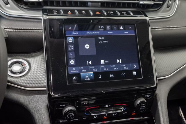 Used 2023 Jeep Grand Cherokee L Laredo AWD/4WD image 17