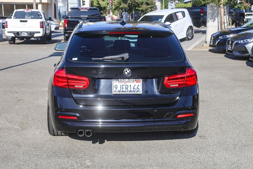 Used 2017 BMW 330i xDrive Wagon AWD/4WD image 7