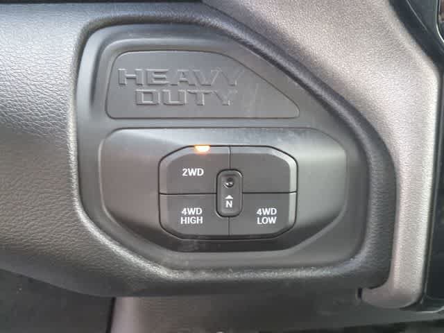 New 2026 RAM 3500 Tradesman AWD/4WD image 28