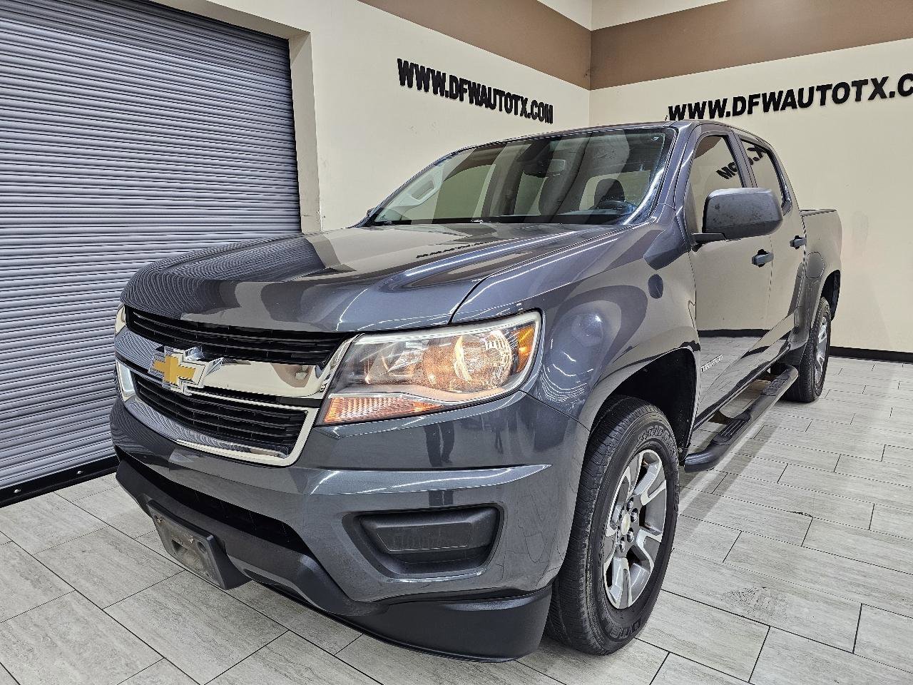 Used 2017 Chevrolet Colorado W/T w/ WT Convenience Package image 2