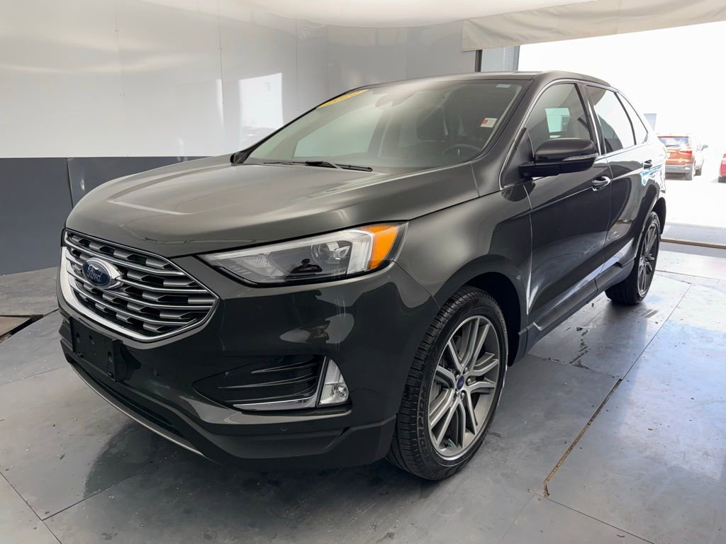 Used 2022 Ford Edge Titanium AWD/4WD image 9