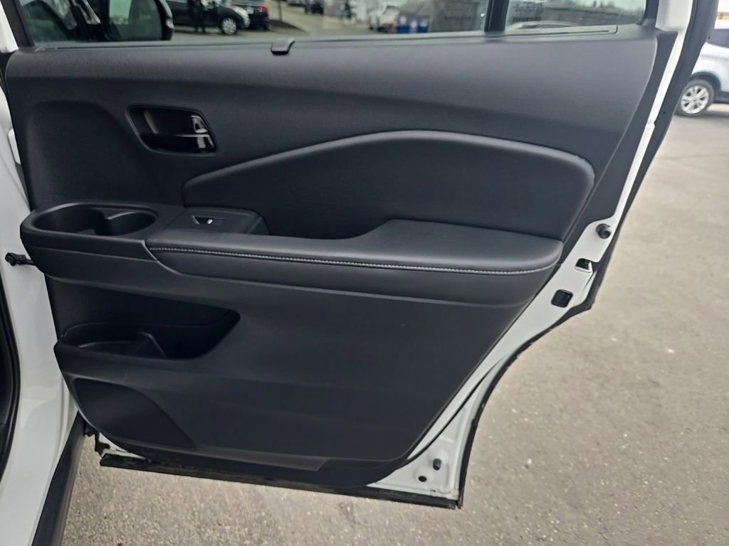 Used 2023 Honda Passport Elite image 29