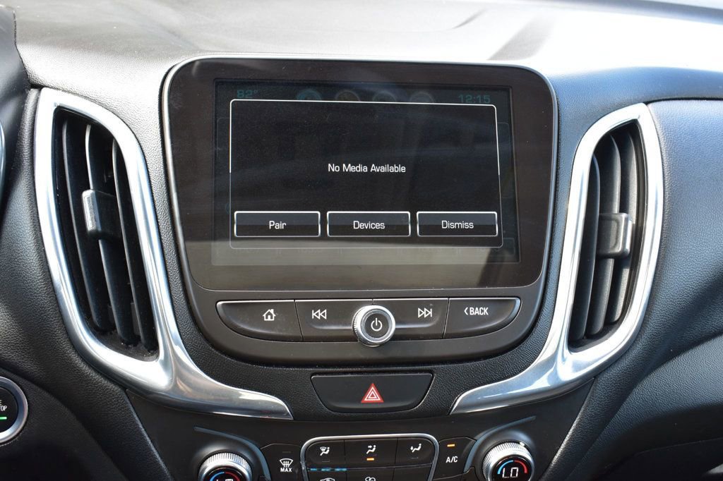 Used 2018 Chevrolet Equinox LT image 36