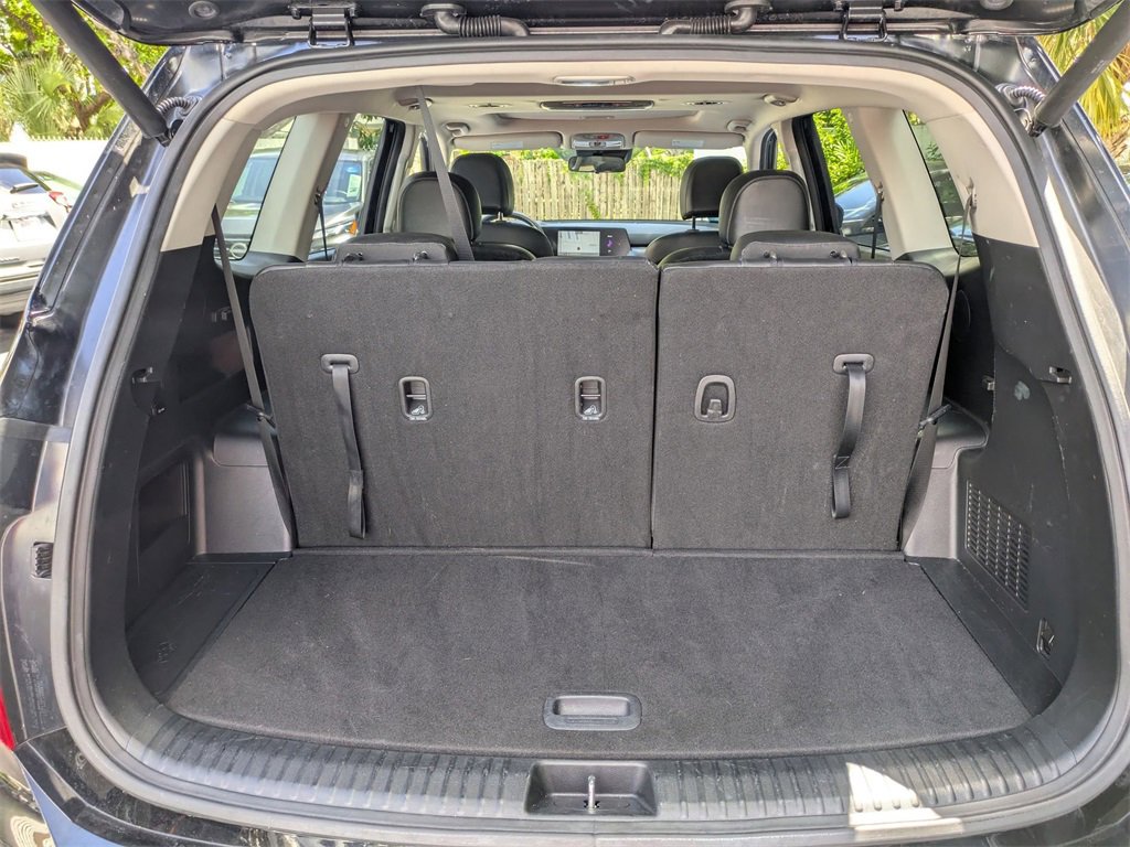 Used 2025 Kia Telluride S image 28