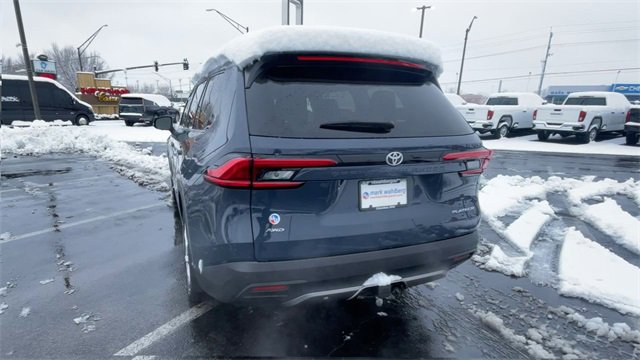 Used 2024 Toyota Grand Highlander Platinum image 8