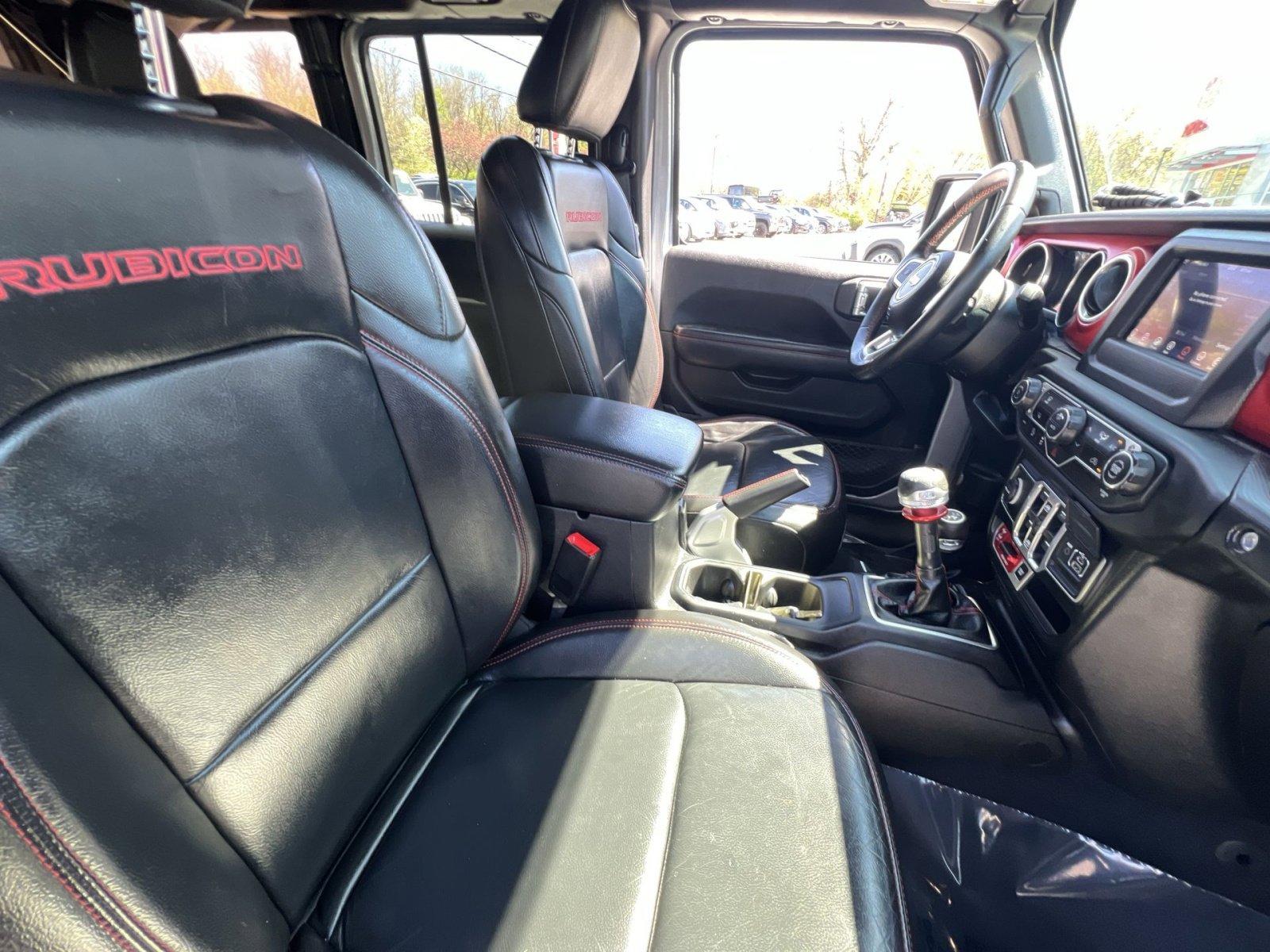 Used 2018 Jeep Wrangler Unlimited Rubicon w/ Steel Bumper Group image 25