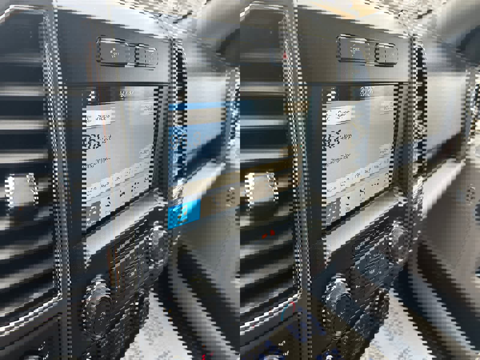 Certified 2018 Ford F150 XLT w/ Equipment Group 302A Luxury image 15