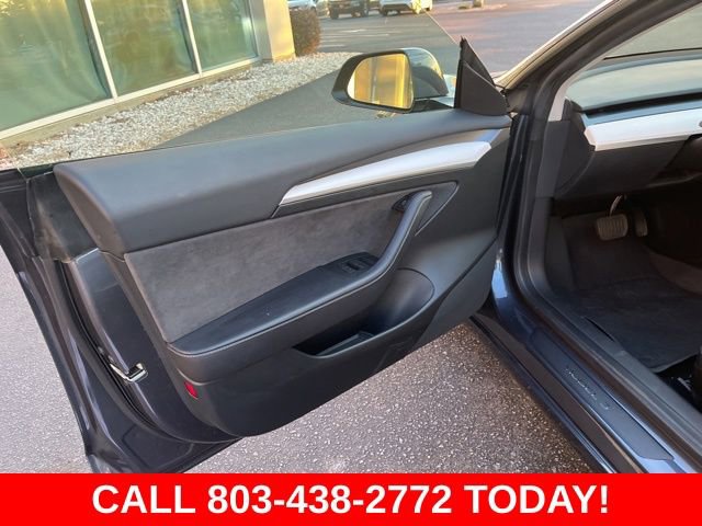 Used 2023 Tesla Model 3 Standard Range image 5