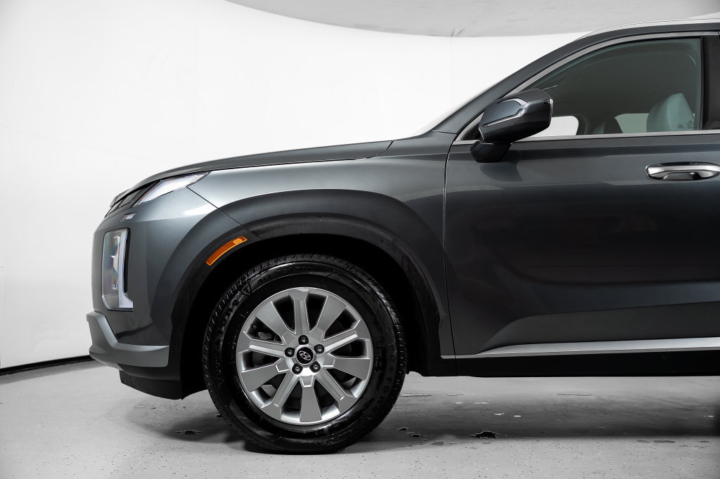 Certified 2024 Hyundai Palisade SEL FWD image 14