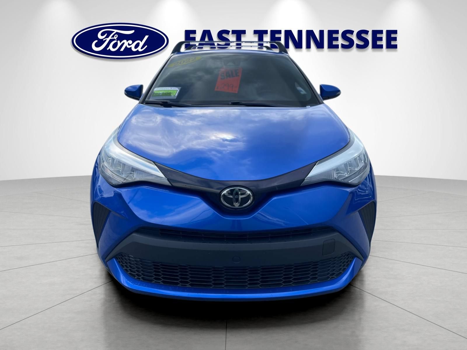 Used 2022 Toyota C-HR XLE FWD image 9