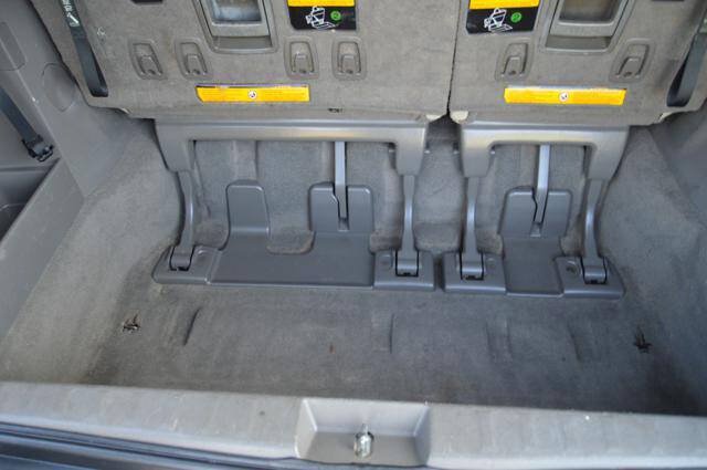 Used 2011 Toyota Sienna XLE w/ XLE Navigation Pkg FWD image 38