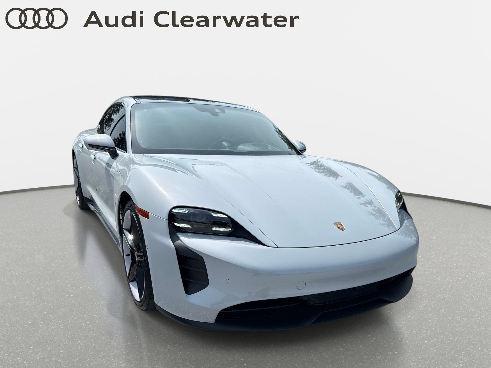 Used 2024 Porsche Taycan GTS AWD/4WD image 7