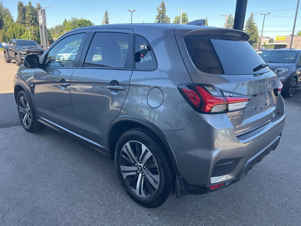Used 2025 Mitsubishi Outlander Sport ES AWD/4WD image 5