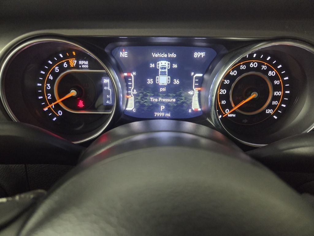 Used 2021 Jeep Gladiator Sport AWD/4WD image 14
