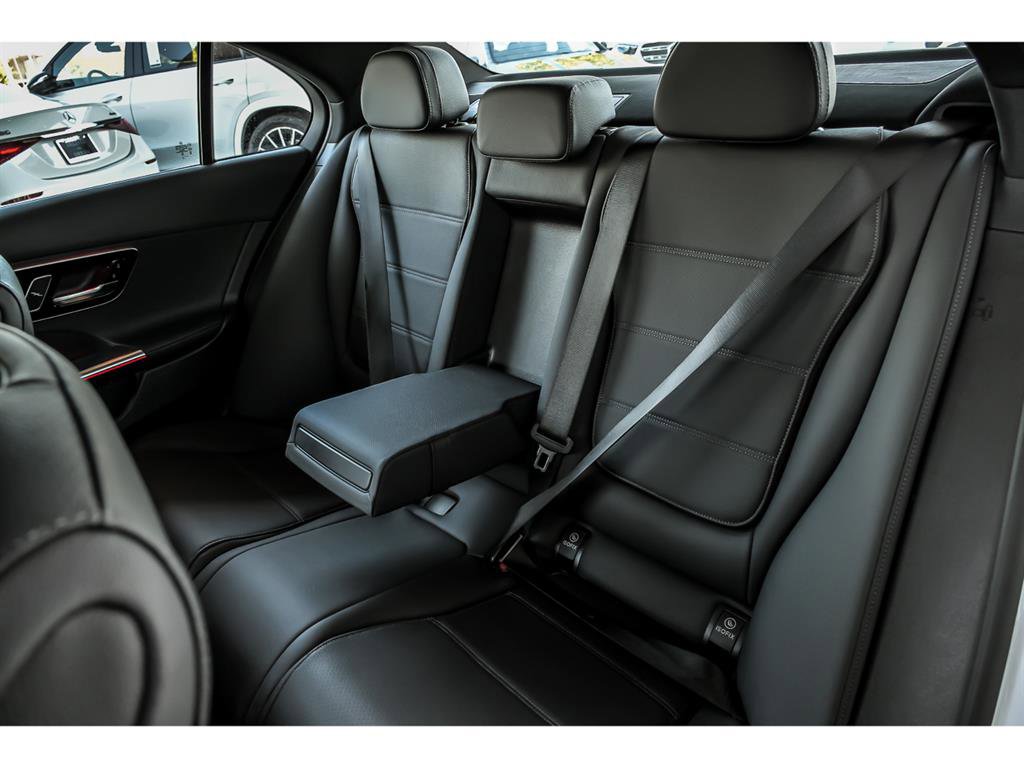 Certified 2025 Mercedes-Benz C 300 4MATIC Sedan image 14