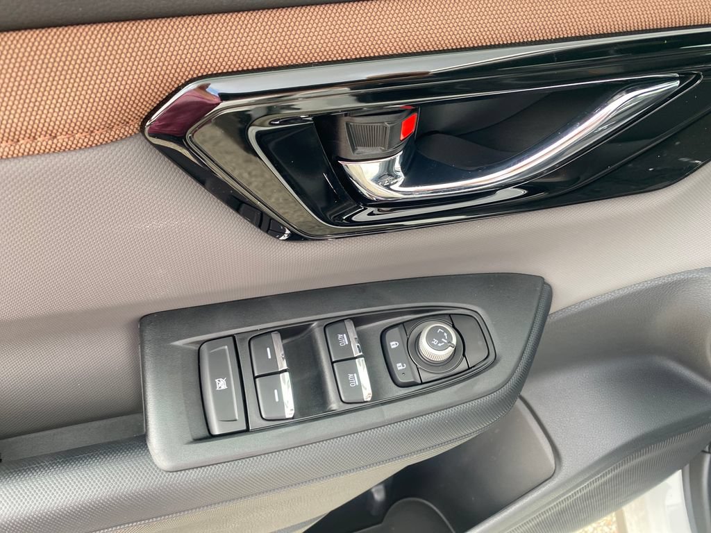 New 2026 Subaru Crosstrek 2.5i Limited AWD/4WD image 9